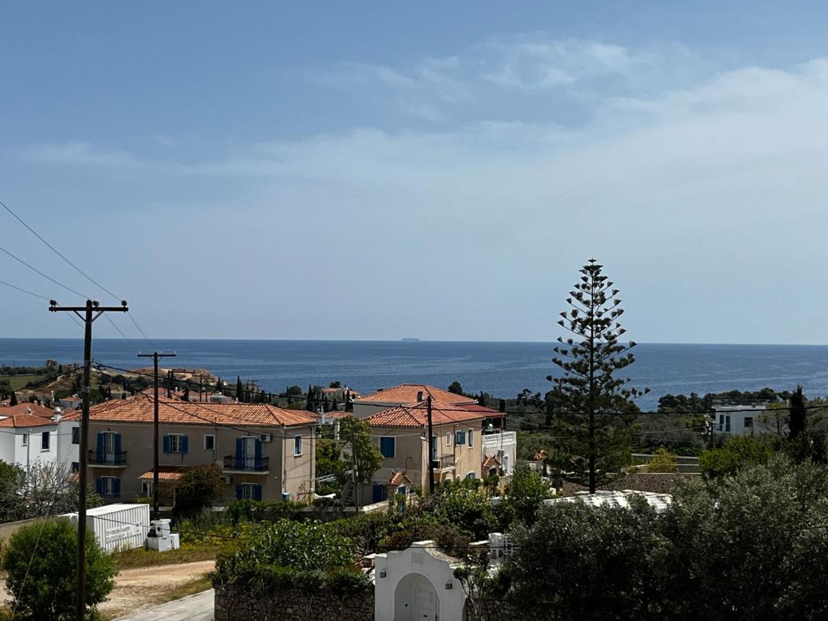 Sorina Beloved Rooms Spetses Town Ngoại thất bức ảnh